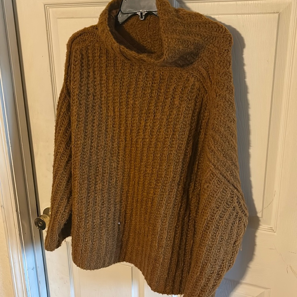 Free people sweater